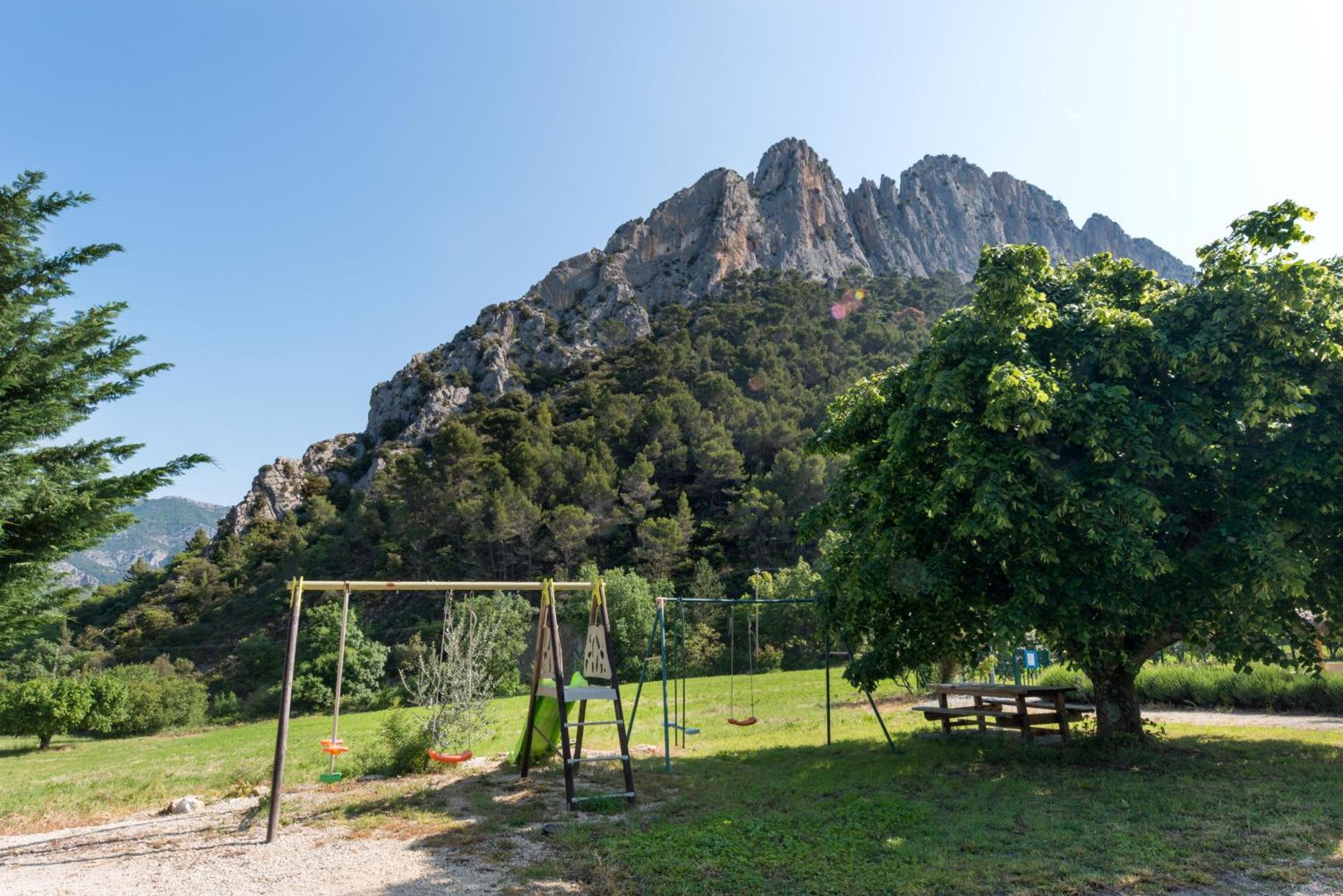 Domaine Saint Julien Hotel Buis-les-Baronnies Exterior photo