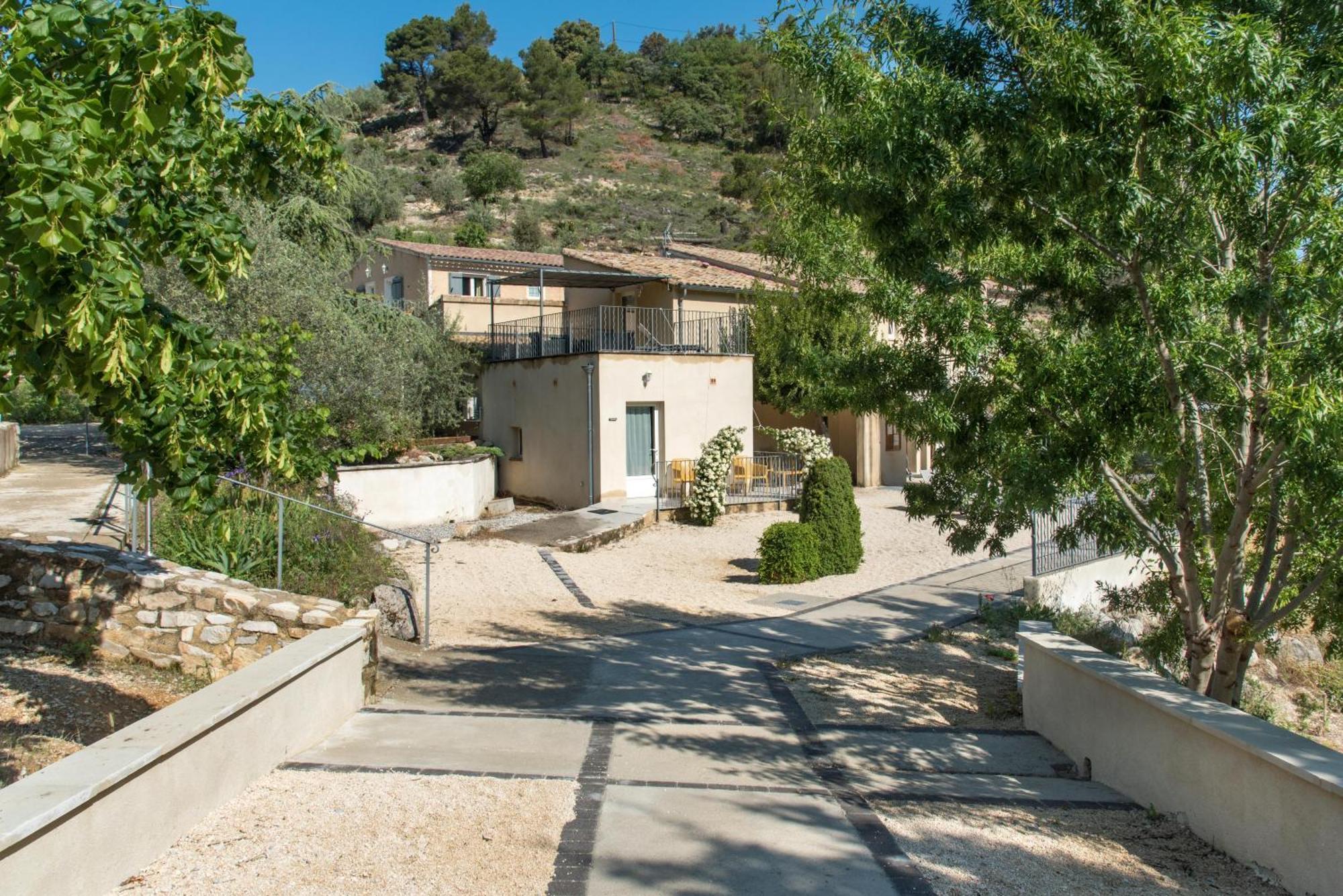 Domaine Saint Julien Hotel Buis-les-Baronnies Exterior photo